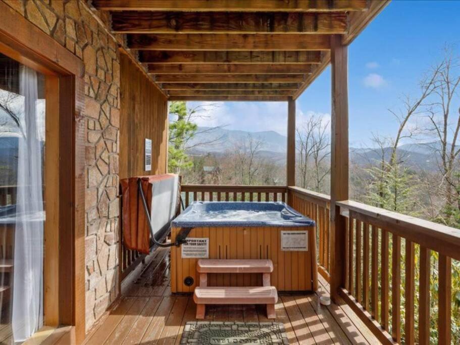 Willa Breathtaking Views Of The Smokies, 3 Mins To Gatlinburg Zewnętrze zdjęcie